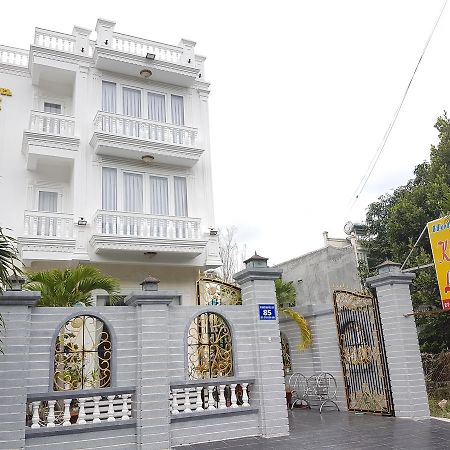 Kieu Lan Hotel Чау Док Екстериор снимка