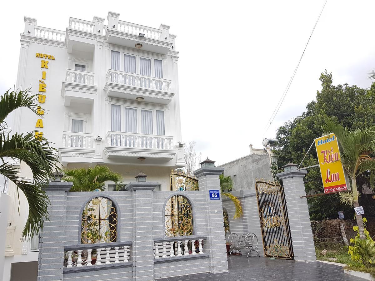 Kieu Lan Hotel Чау Док Екстериор снимка